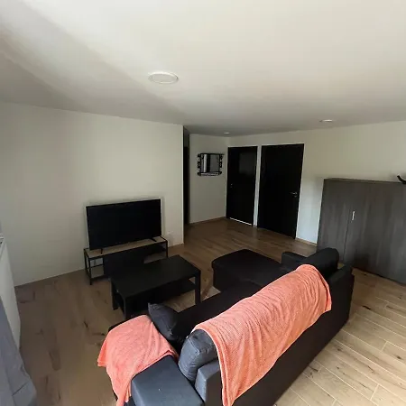 Apartmán Apparemment Neuf Centre *